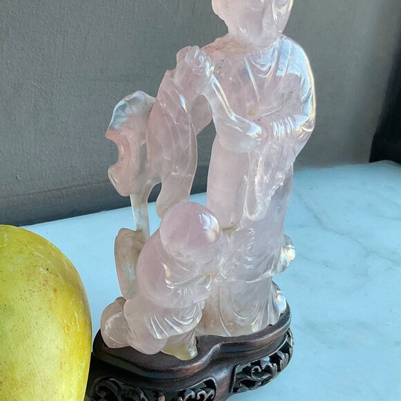 Vintage Rose Quartz Mother and Child Sculpture on carved Wooden Base - Picture 3 of 10